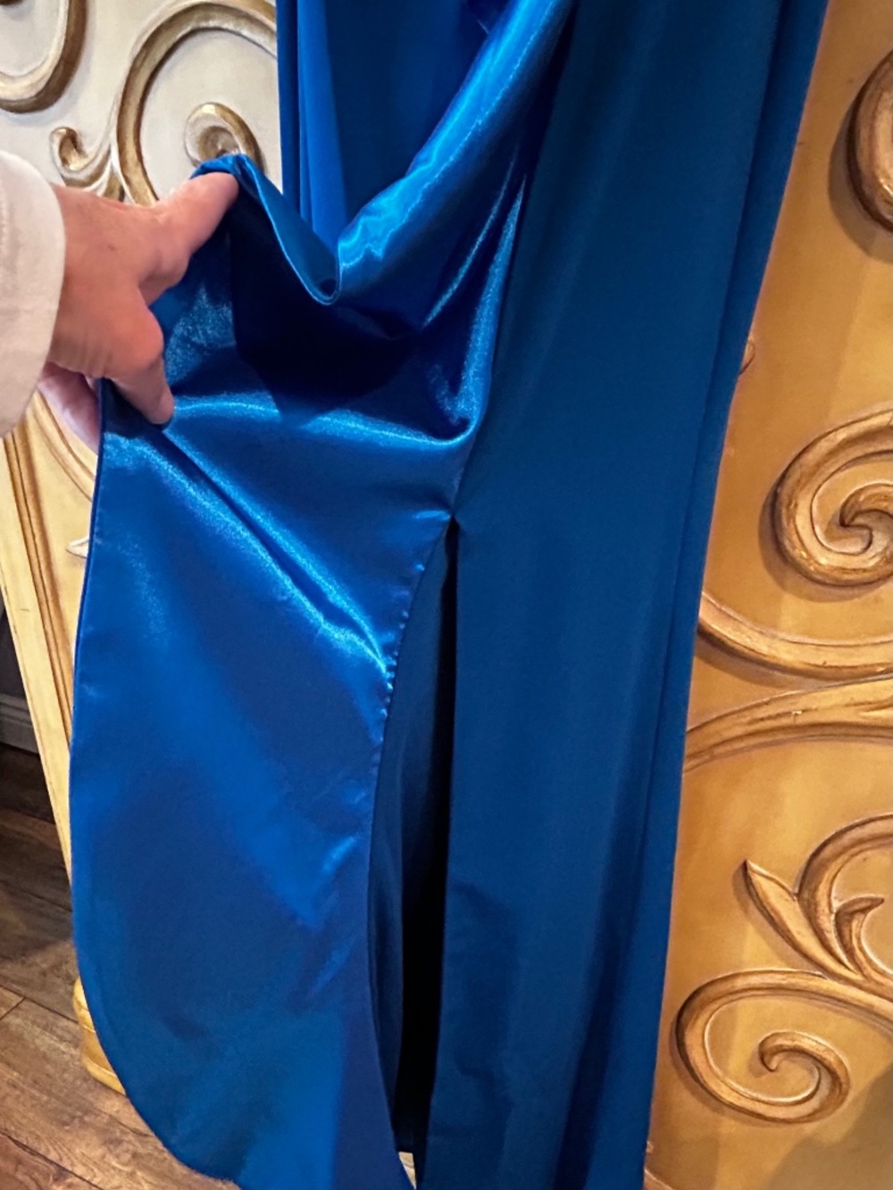 Women’s gown dress